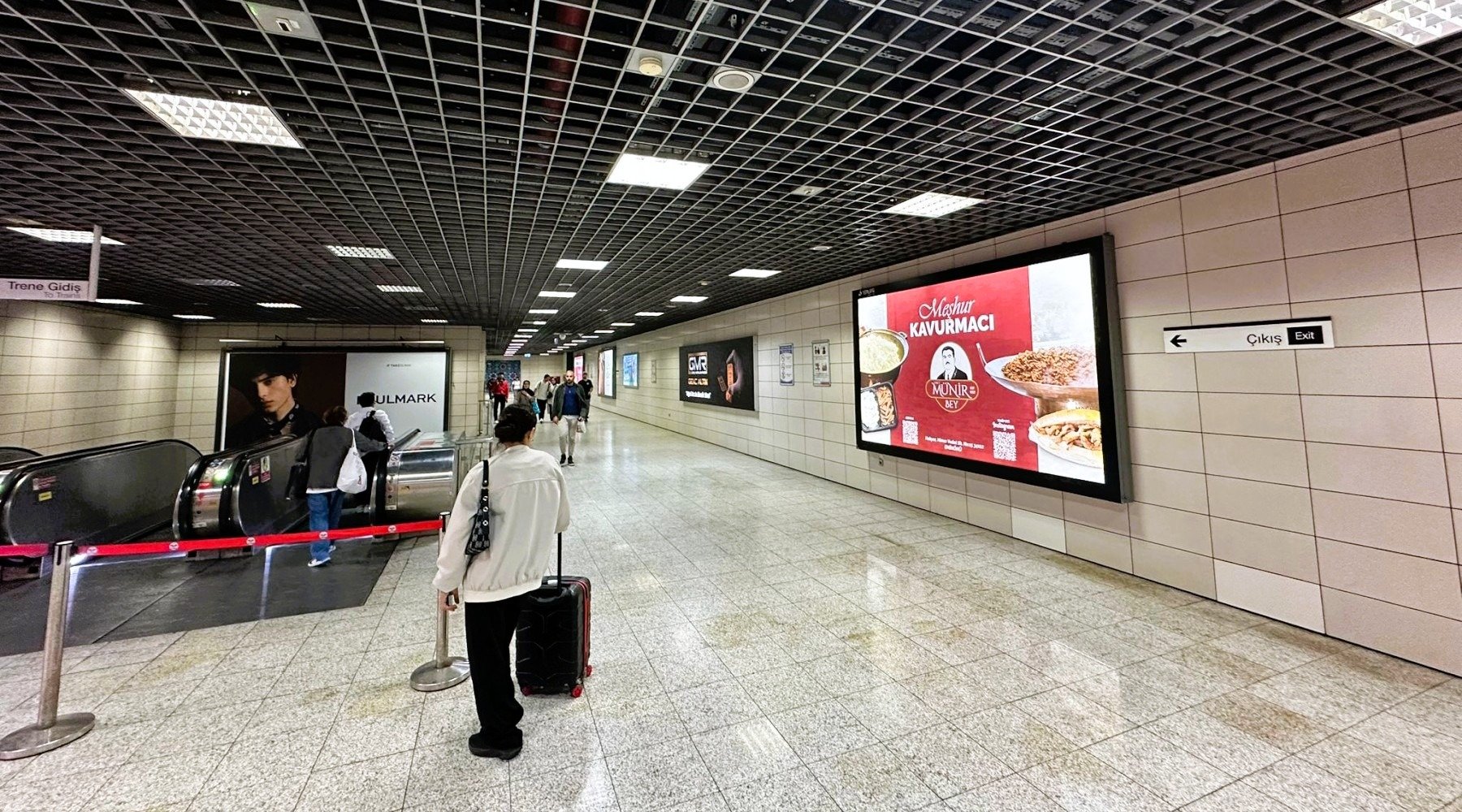 Marmaray Billboard Reklamları 2025: 7seven Media ile Yeraltında Yüksek Etkileşimli Görünürlük