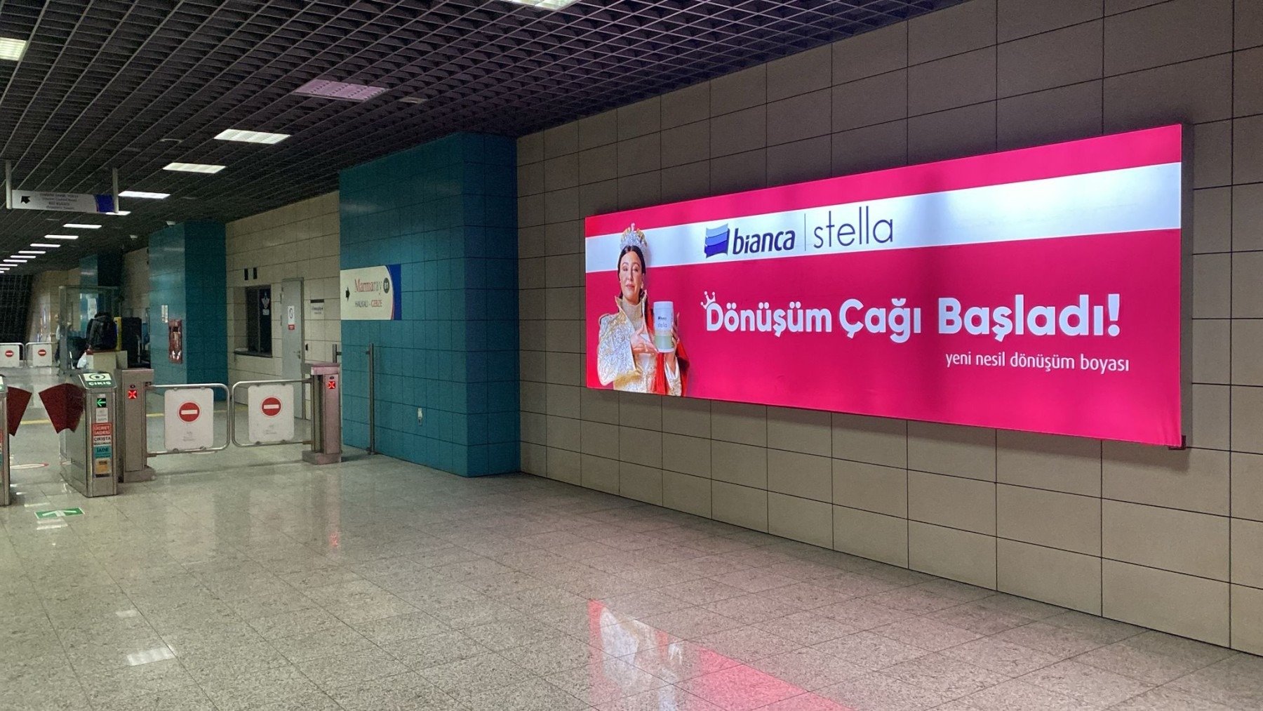 İstanbul Marmaray Reklamları 2025: 7seven Media ile Kapalı Alanda Maksimum Etkileşim